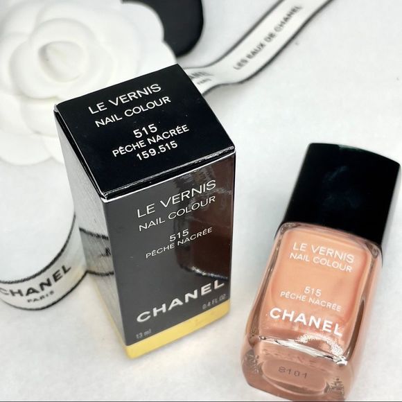 Brand New Bundle Giorgio Armani pouch & Chanel Le Vernis - Picture 9 of 14